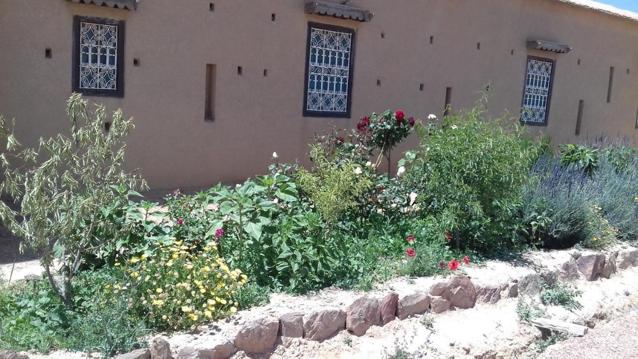 Kasbah Izoran Hotel มิเดลท์ ภายนอก รูปภาพ