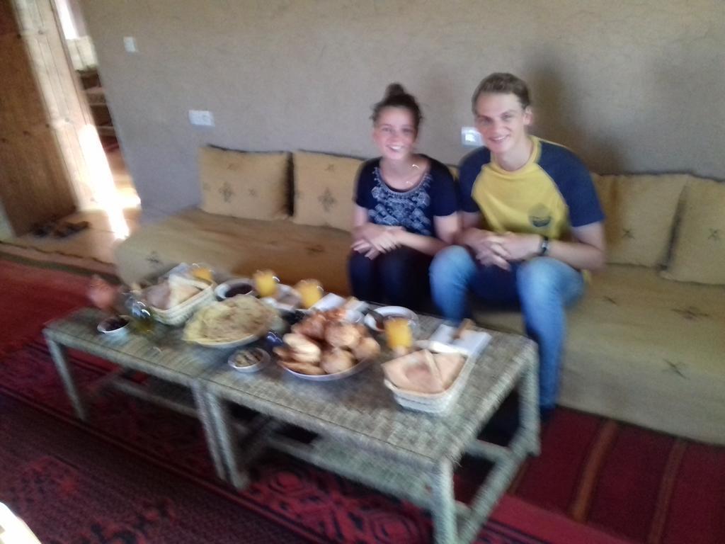 Kasbah Izoran Hotel มิเดลท์ ภายนอก รูปภาพ