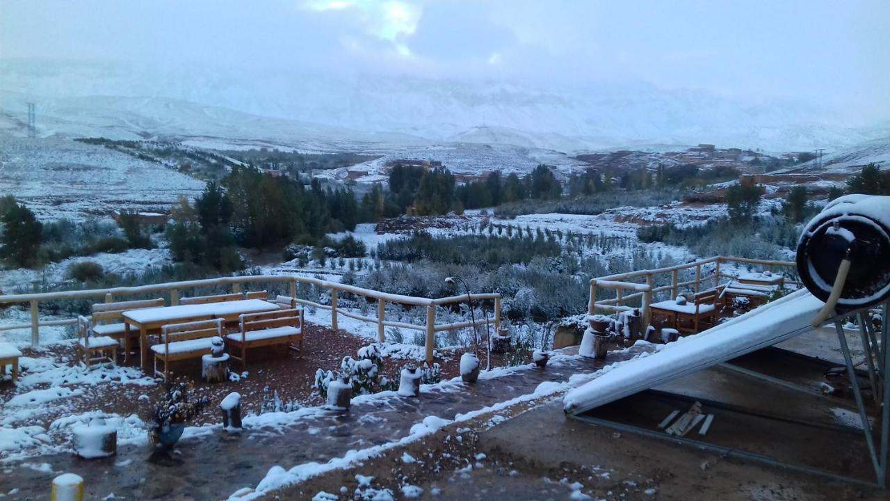 Kasbah Izoran Hotel มิเดลท์ ภายนอก รูปภาพ