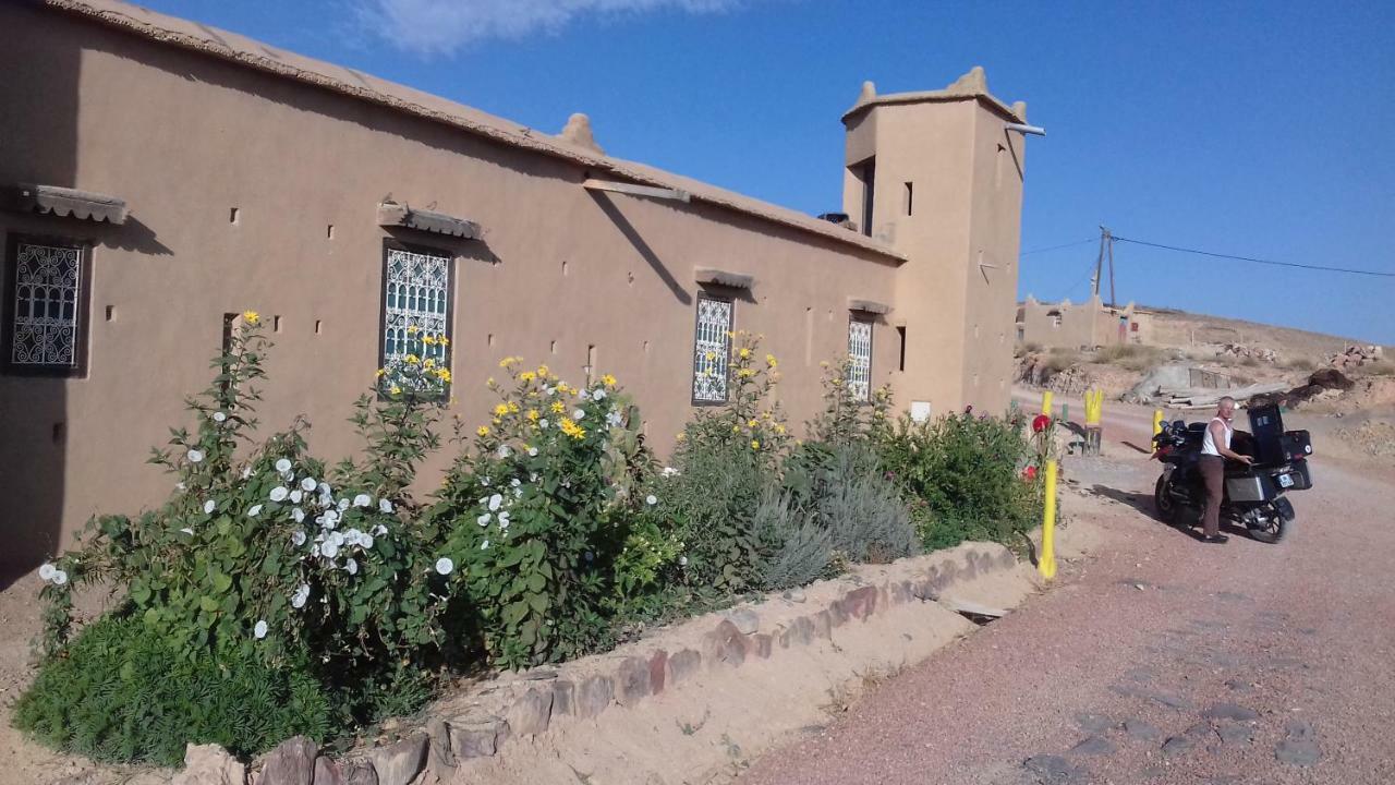 Kasbah Izoran Hotel มิเดลท์ ภายนอก รูปภาพ